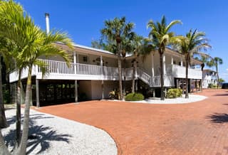 CoolVacay listing image